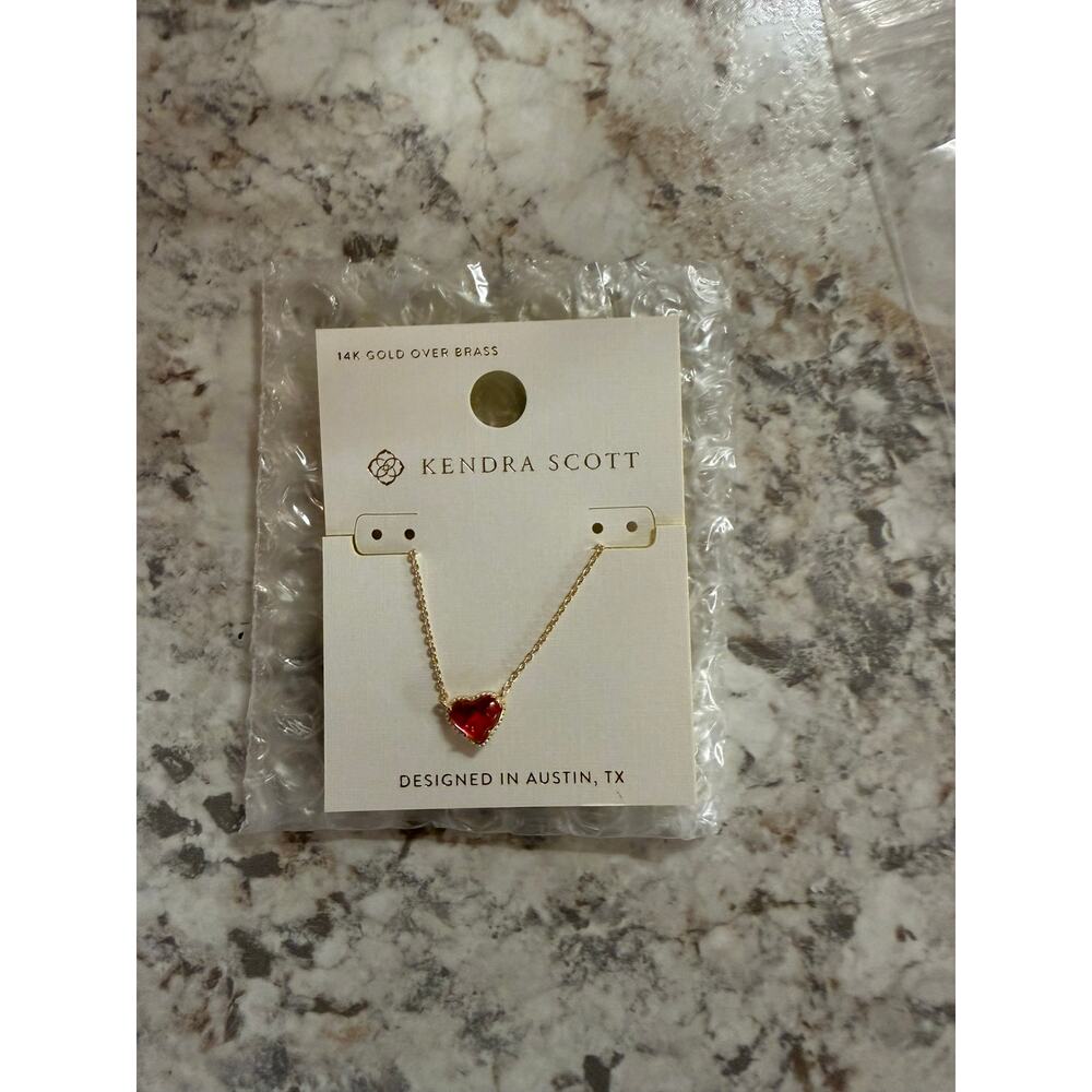 Pink Kendra Scott Necklace